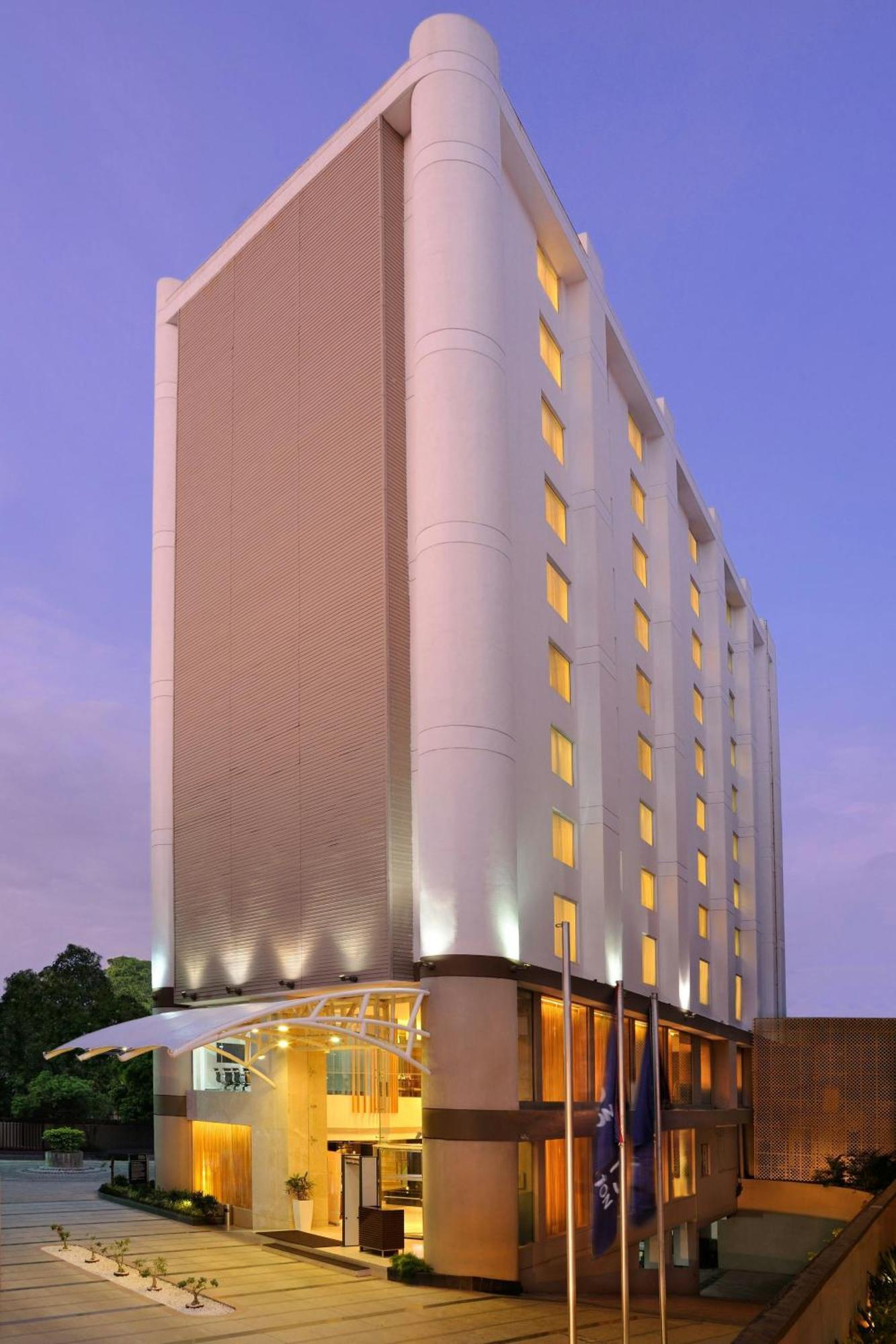 Four Points By Sheraton Ahmedabad Eksteriør billede